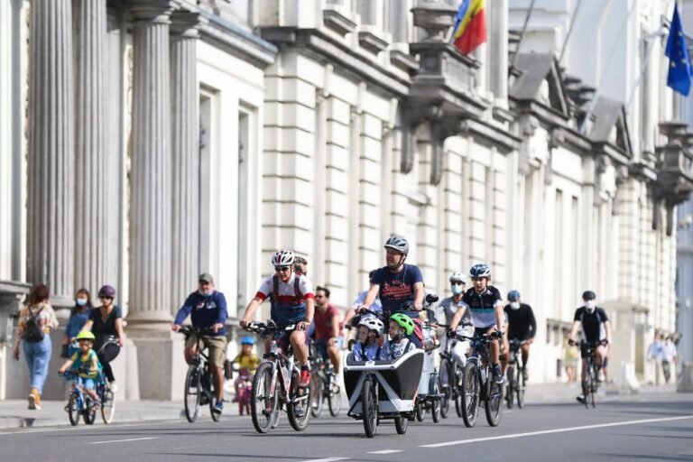 Car-Free Zones – Reclaiming Urban Space for People, Not Cars!